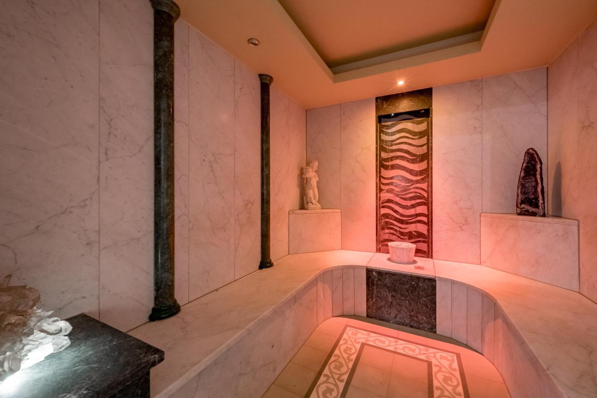 Wellness & Sporthotel Alpenhof ايروالد المظهر الخارجي الصورة